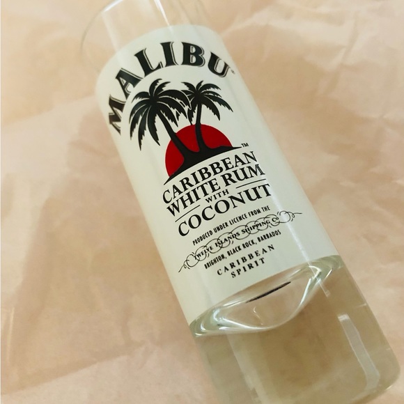 Malibu Caribbean White Rum With Coconut Tall Shot Glass, New - Picture 2 of 7